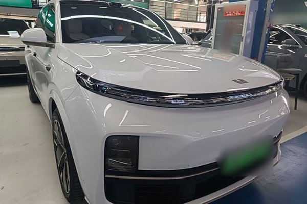 Li Auto L9 2025, 10900 км, за 53134 USD