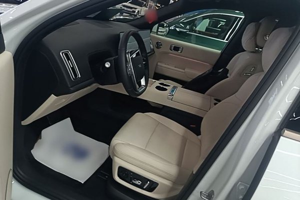 Li Auto L9 2025, 10900 км, за 53134 USD - фото 18