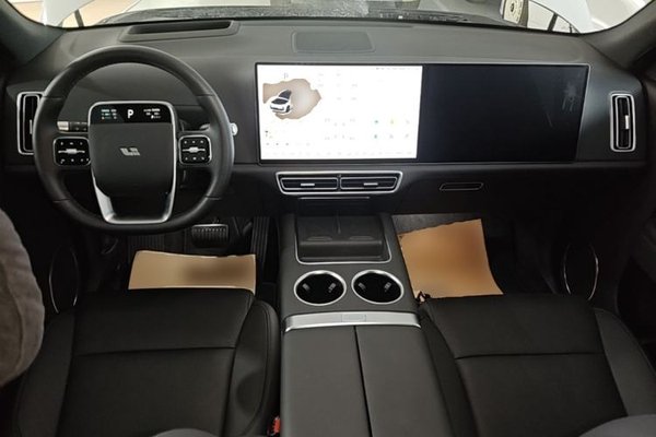 Li Auto L9 2025, 2600 км, за 53650 USD - фото 12