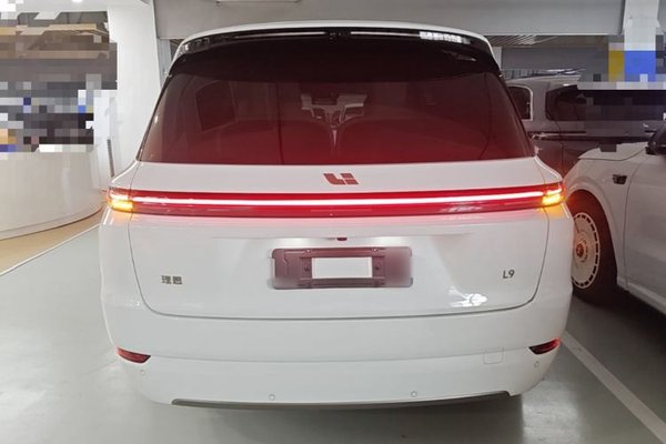 Li Auto L9 2025, 8100 км, за 53502 USD