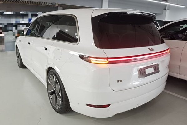Li Auto L9 2025, 8100 км, за 53502 USD