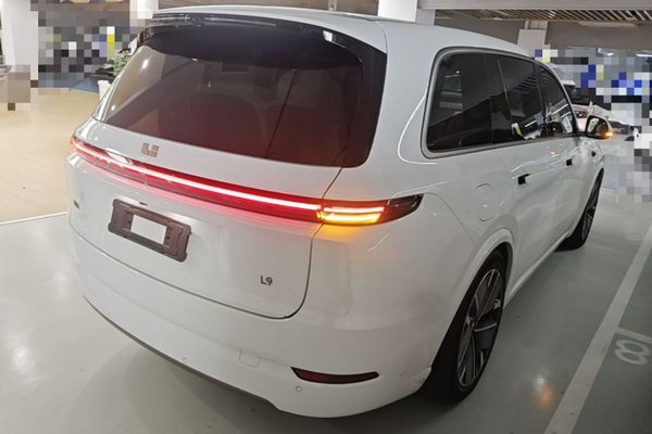 Li Auto L9 2025, 8100 км, за 53502 USD - фото 6