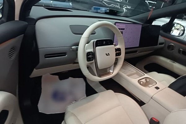 Li Auto Li Auto i6 2025, 2700 км, за 39886 USD - фото 13