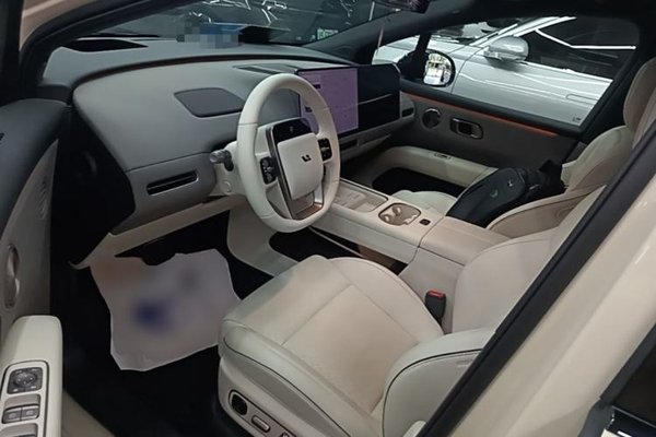 Li Auto Li Auto i6 2025, 2700 км, за 39886 USD - фото 19