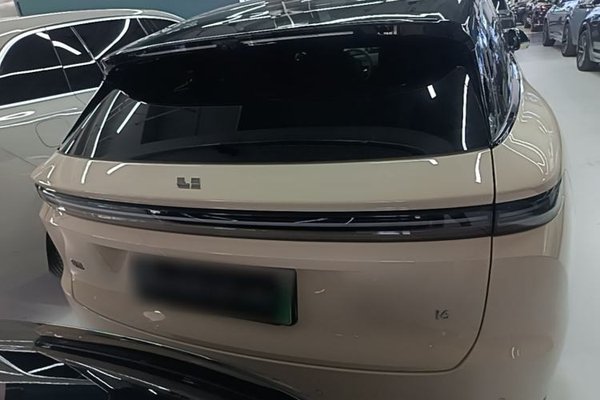 Li Auto Li Auto i6 2025, 2700 км, за 39886 USD