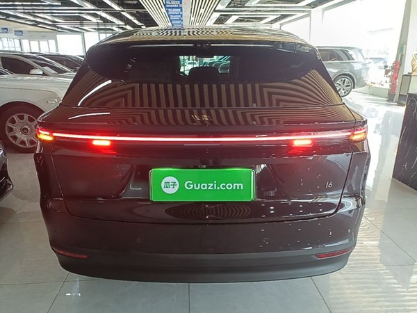 Li Auto Li Auto i6 2025, 10000 км, за 36611 USD