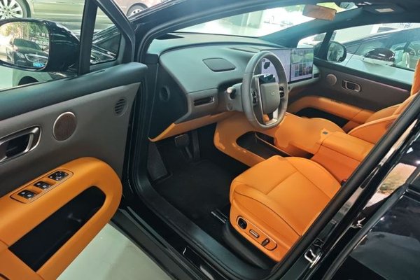 Li Auto Li Auto i6 2025, 3700 км, за 37183 USD - фото 18