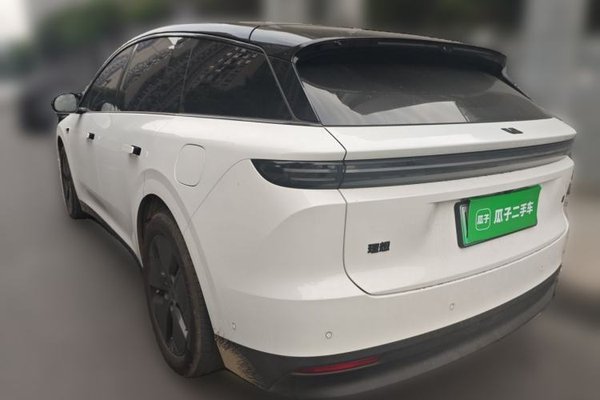 Li Auto Li Auto i6 2025, 11800 км, за 35403 USD