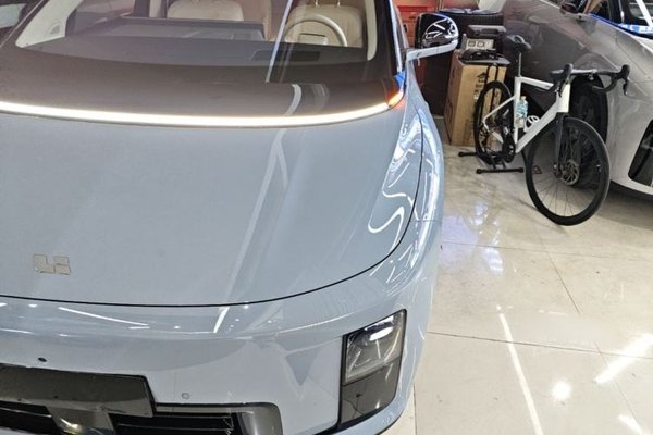 Li Auto Li Auto i8 2025, 7700 км, за 47485 USD - фото 9