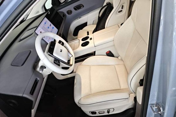 Li Auto Li Auto i8 2025, 7700 км, за 47485 USD - фото 18