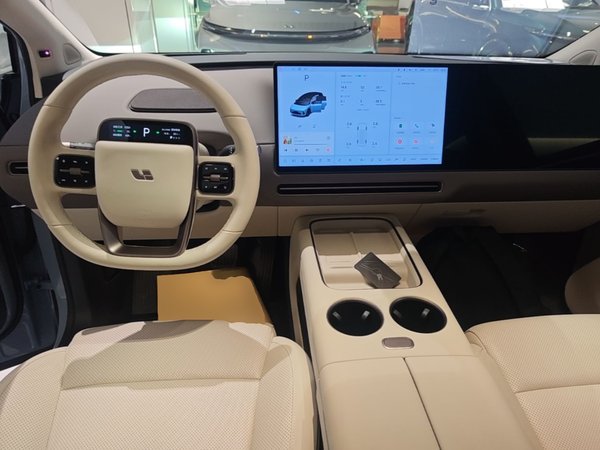 Li Auto Li Auto i8 2025, 8100 км, за 47473 USD - фото 13