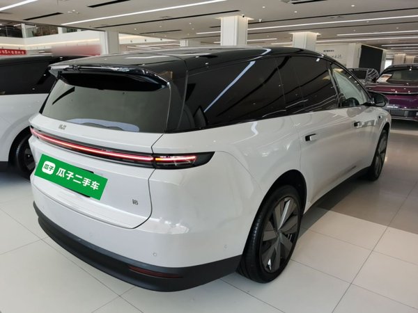 Li Auto Li Auto i8 2025, 6700 км, за 48363 USD - фото 6