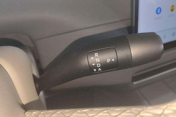 Li Auto Li Auto i8 2025, 100 км, за 48126 USD - фото 22