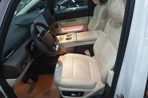 Li Auto MEGA 2024, 57300 км, за 60043 USD - фото 8