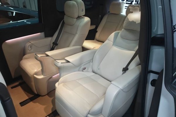 Li Auto MEGA 2024, 57300 км, за 60043 USD - фото 10