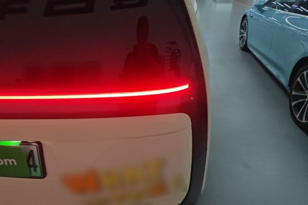 Li Auto MEGA 2024, 57300 км, за 60043 USD - фото 19