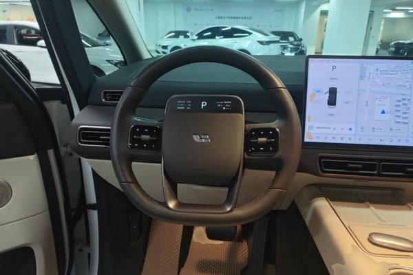 Li Auto MEGA 2024, 57300 км, за 60043 USD