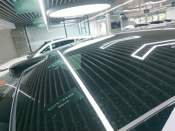 Li Auto MEGA 2025, 2300 км, за 77815 USD - фото 11