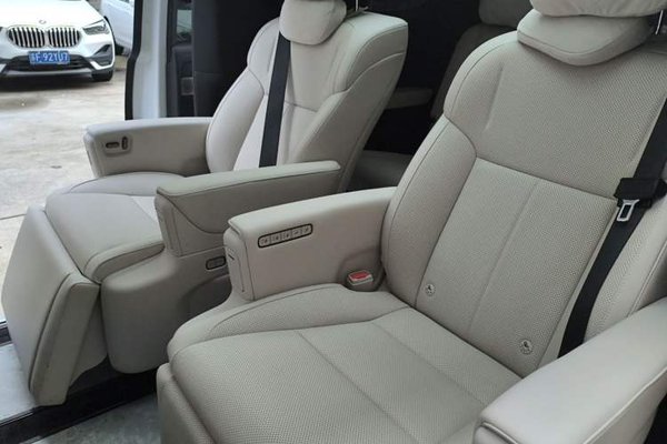 Li Auto MEGA 2025, 3500 км, за 74737 USD - фото 20