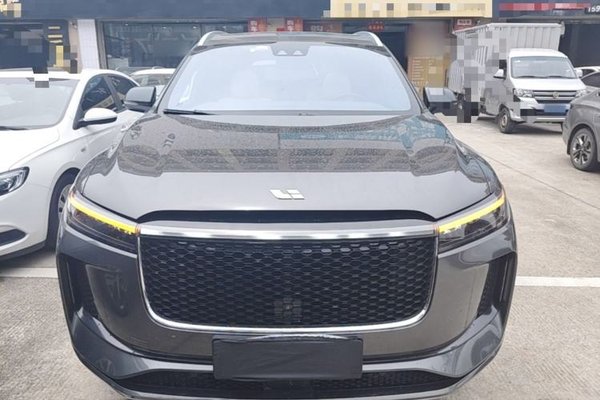 Li Auto ONE 2020, 101100 км, за 19033 USD
