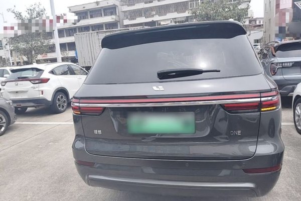 Li Auto ONE 2020, 101100 км, за 19033 USD