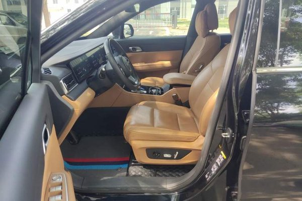 Li Auto ONE 2021, 51000 км, за 19976 USD - фото 12