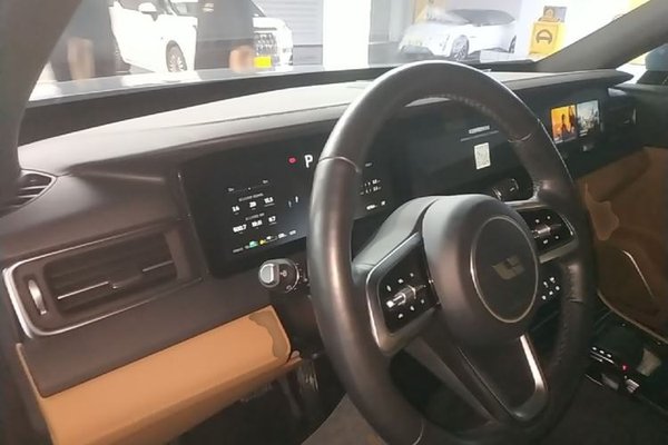 Li Auto ONE 2021, 60300 км, за 20979 USD - фото 13