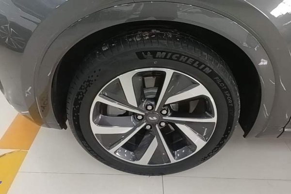 Li Auto ONE 2021, 79300 км, за 21810 USD - фото 10