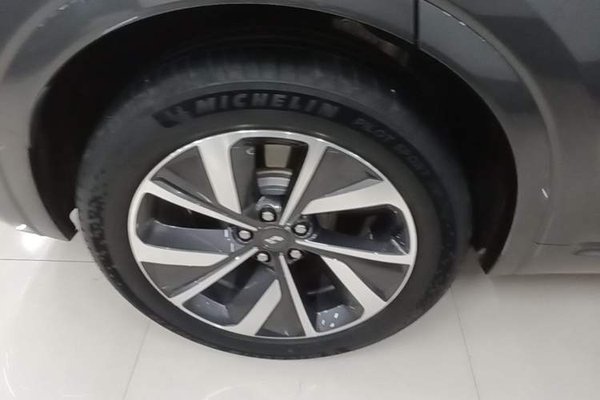 Li Auto ONE 2021, 79300 км, за 21810 USD - фото 11