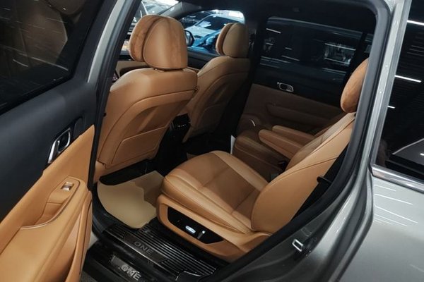 Li Auto ONE 2021, 83800 км, за 20911 USD - фото 10