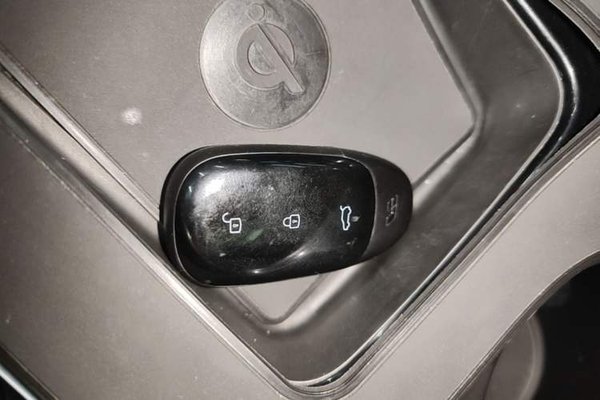 Li Auto ONE 2021, 83800 км, за 20911 USD - фото 13