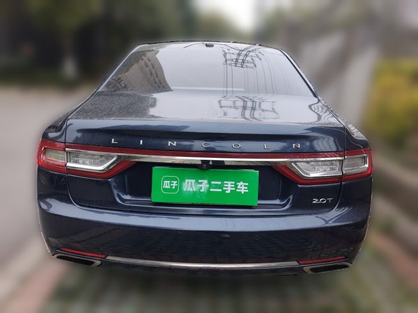 Lincoln Continental 2017, 102600 км, за 12128 USD