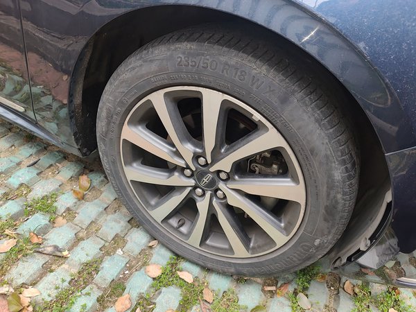 Lincoln Continental 2017, 102600 км, за 12128 USD - фото 8