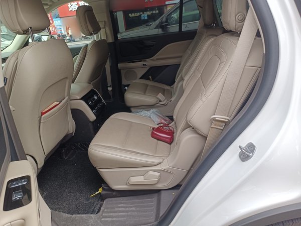 Lincoln Aviator 2021, 49100 км, за 32773 USD - фото 18