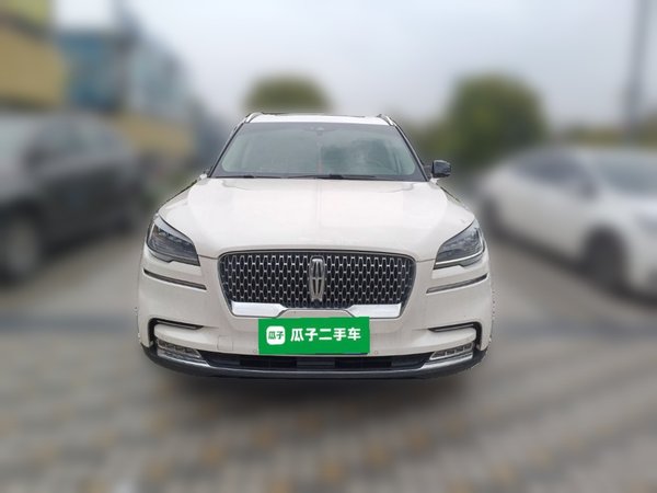Lincoln Aviator 2021, 49100 км, за 32773 USD