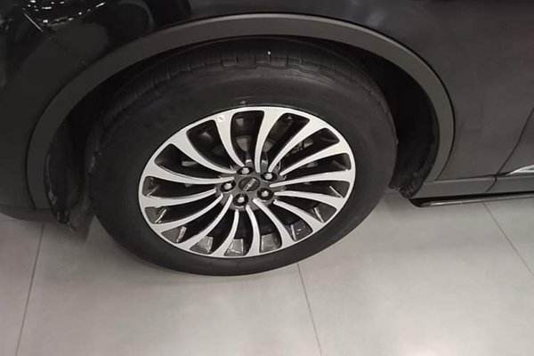 Lincoln Aviator 2020, 90500 км, за 31584 USD - фото 10