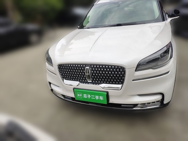 Lincoln Aviator 2020, 90700 км, за 26830 USD