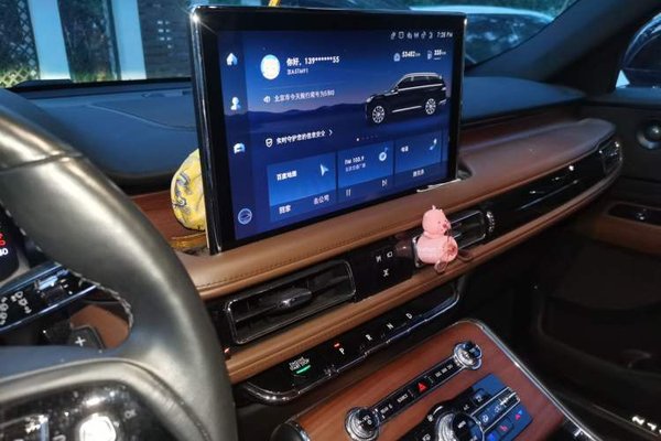 Lincoln Aviator 2021, 53400 км, за 34079 USD - фото 13
