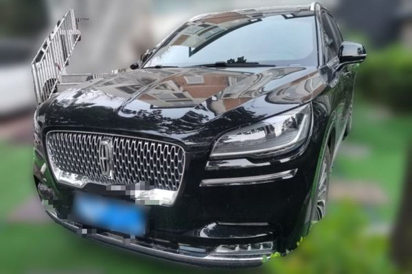 Lincoln Aviator · 2021 год