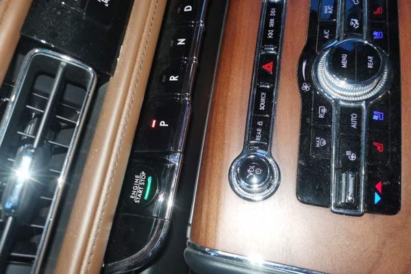 Lincoln Aviator 2021, 53400 км, за 34079 USD - фото 14