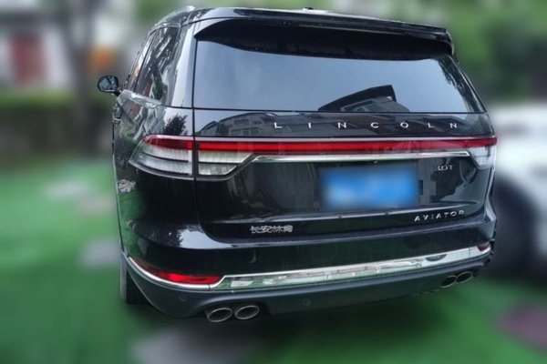 Lincoln Aviator 2021, 53400 км, за 34079 USD
