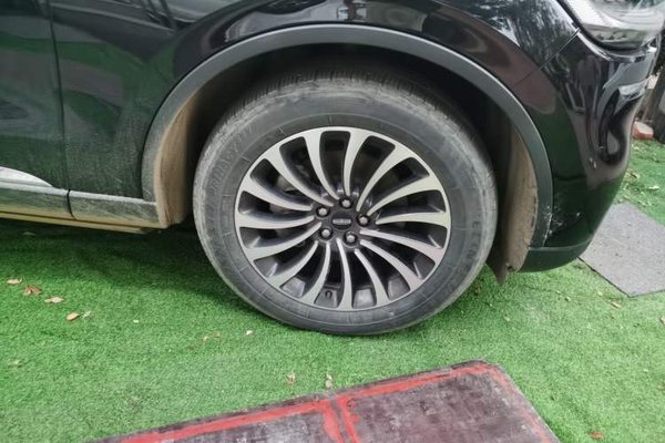 Lincoln Aviator 2021, 53400 км, за 34079 USD - фото 8