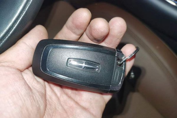 Lincoln Aviator 2021, 53400 км, за 34079 USD - фото 20
