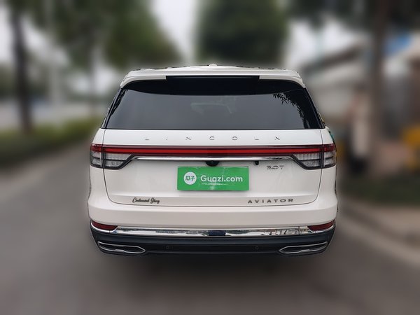 Lincoln Aviator 2022, 38000 км, за 42993 USD