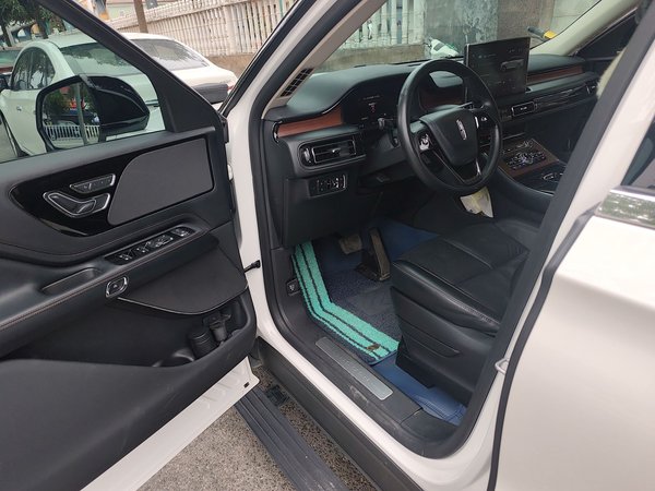 Lincoln Aviator 2022, 38000 км, за 42993 USD - фото 17