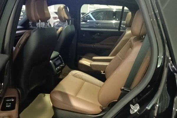 Lincoln Aviator 2023, 51300 км, за 45045 USD - фото 20
