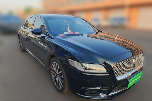 Lincoln Continental 2017, 146000 км, за 10969 USD