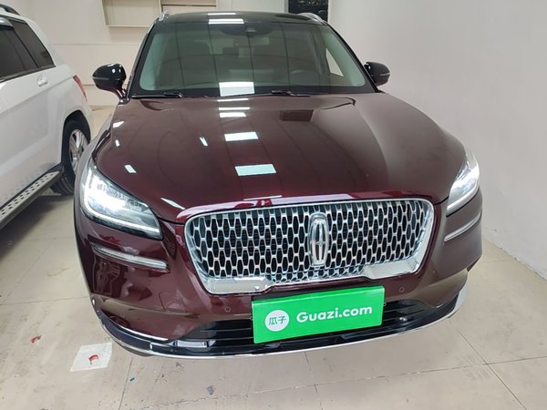 Lincoln Corsair 2022, 28100 км, за 20438 USD