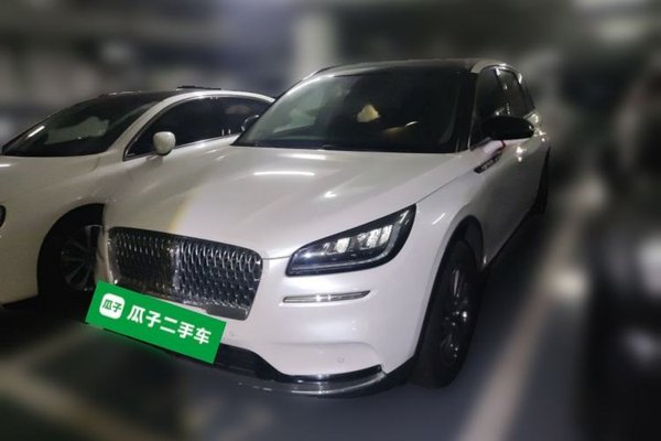 Lincoln Corsair · 2022 год