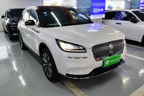 Lincoln Corsair 2022, 82700 км, за 17363 USD